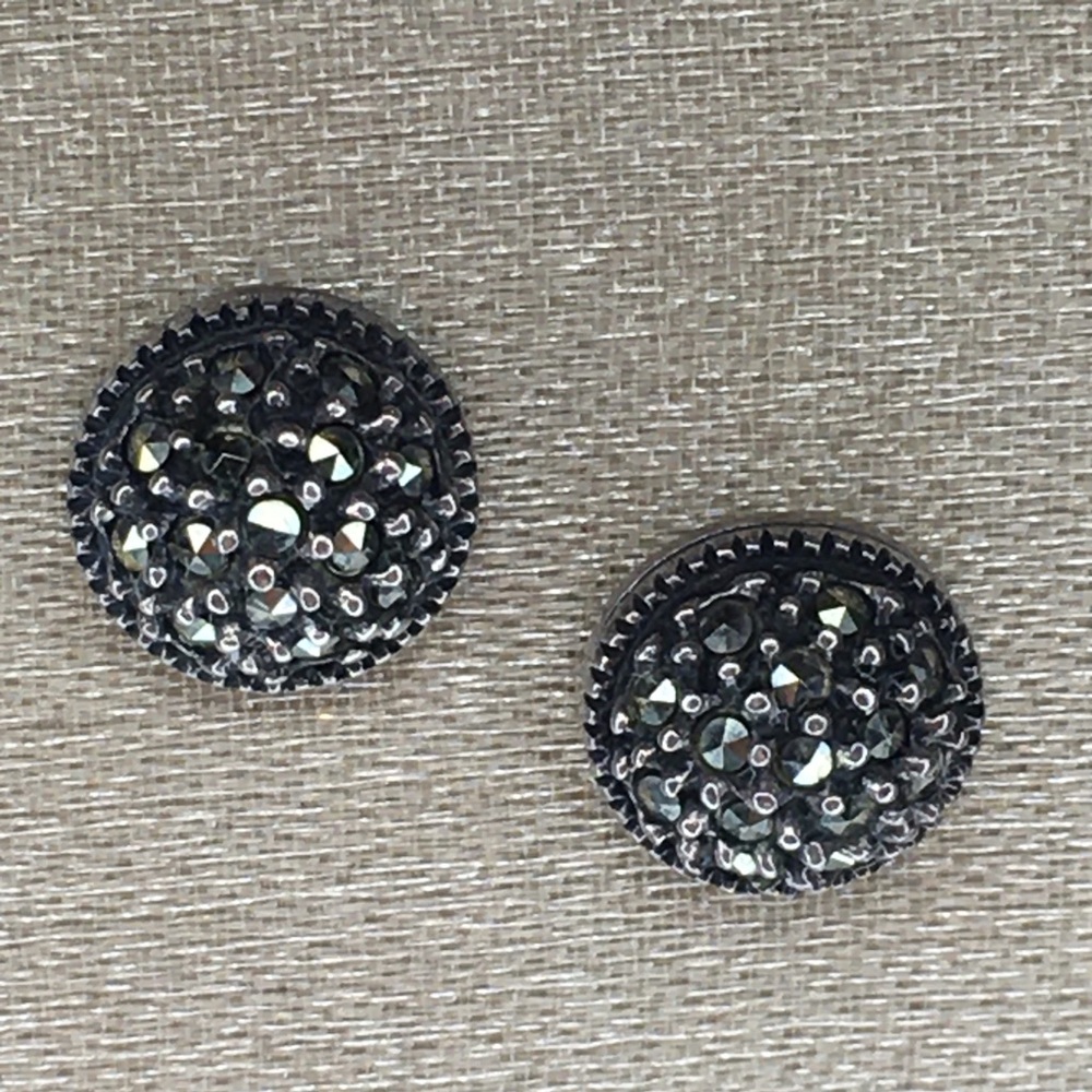 Chic Marcasite Sterling Silver Stud Earrings